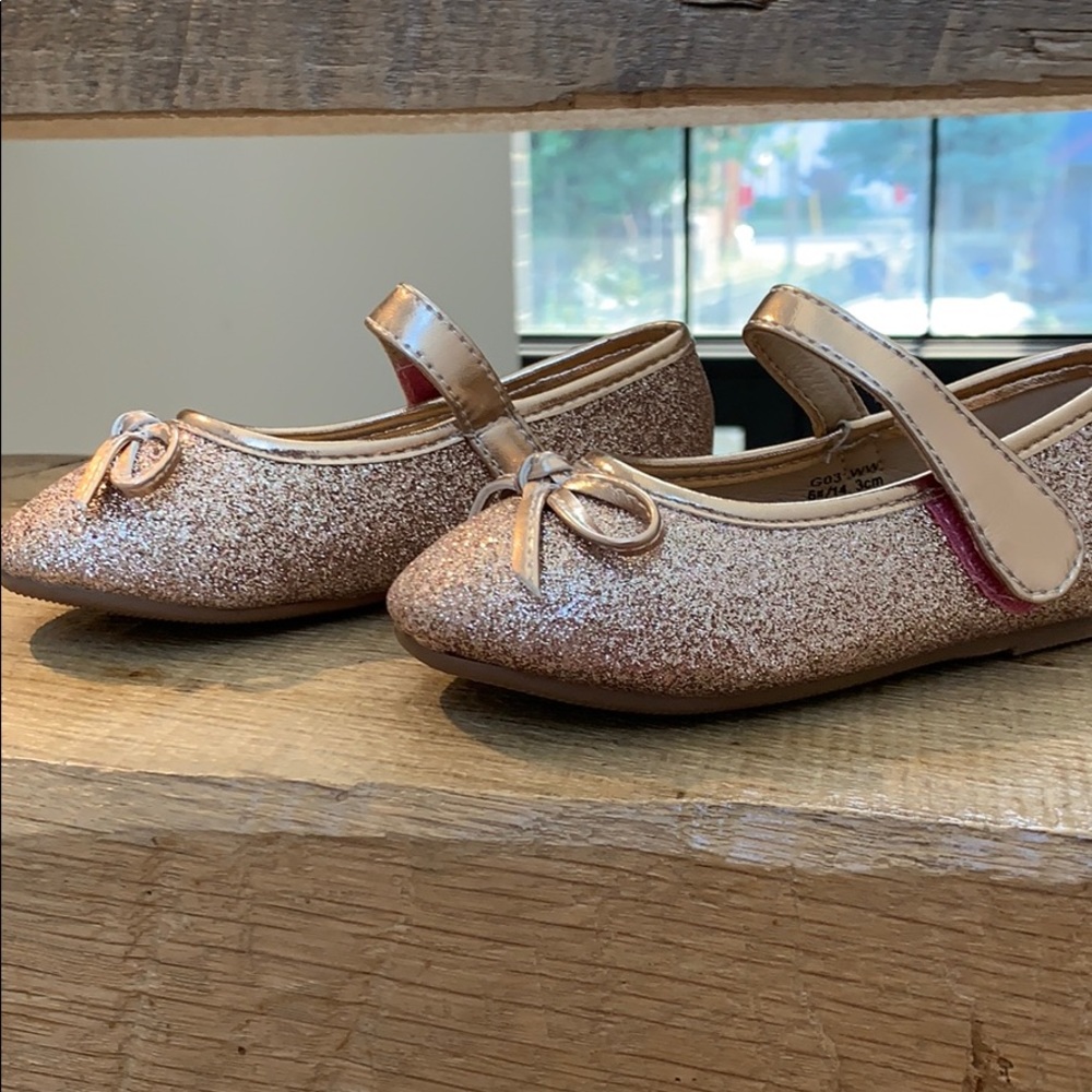Never worn! Rose Gold Sparkle Flats